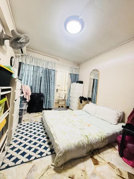 175 Bukit Batok West Avenue 8, 175 Bukit Batok West Avenue 8, Dairy Farm / Bukit Panjang / Choa Chu Kang, 3 Bedrooms, 1,001 sqft, HDB Flat For Sale, by Ray Lee, 500297400 - Bedroom - PropertyGuru.com.sg