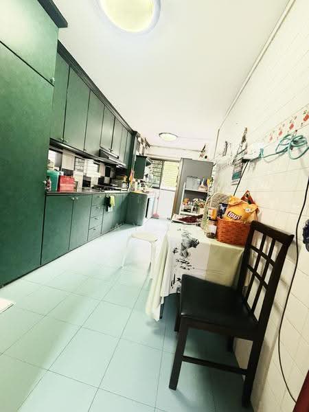 175 Bukit Batok West Avenue 8, 175 Bukit Batok West Avenue 8, Dairy Farm / Bukit Panjang / Choa Chu Kang, 3 Bedrooms, 1,001 sqft, HDB Flat For Sale, by Ray Lee, 500297400 - Kitchen - PropertyGuru.com.sg