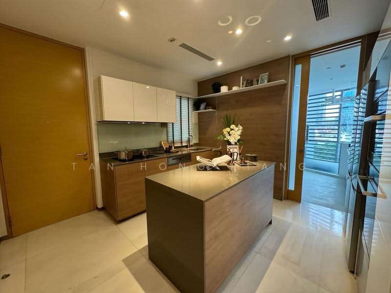 Cliveden at Grange, 100 Grange Road, Tanglin / Holland / Bukit Timah, 4 Bedrooms, 2,842 sqft, Condominium For Sale, by Tan Hong Liang, 500297403 - Kitchen - PropertyGuru.com.sg