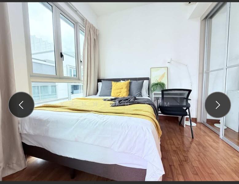 Queen bedded bedroom