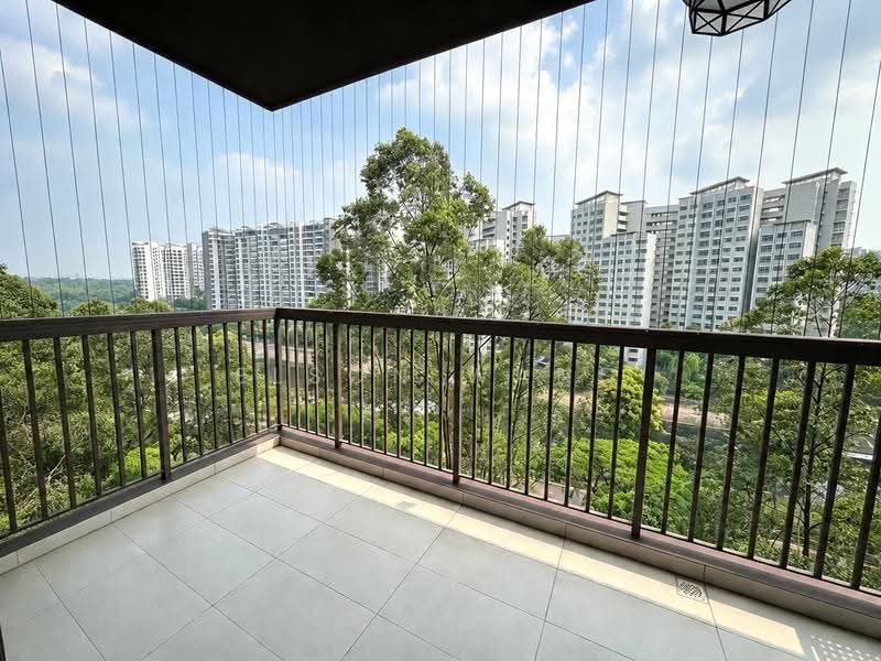 Austville Residences, 23 Sengkang East Avenue, Hougang / Punggol / Sengkang, 4 Bedrooms, 1,152 sqft, Condominium For Sale, by Elson Wang, 500297442 - Balcony - PropertyGuru.com.sg
