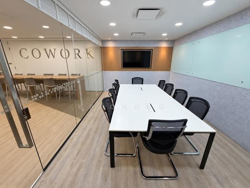Shaw House, 350 Orchard Road, Orchard / River Valley, 136 sqft, Office For Rent, by KP Chong, 500297451 - Meeting Room - CommercialGuru.com.sg