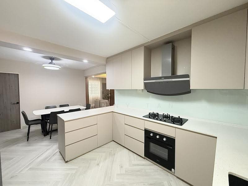 750 Jurong West Street 73, 750 Jurong West Street 73, Boon Lay / Jurong / Tuas, 4 Bedrooms, 1,152 sqft, HDB Flat For Rent, by Johnny Tan, 500297474 - Kitchen - PropertyGuru.com.sg