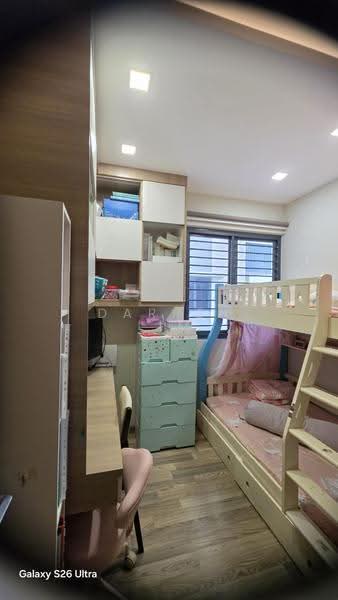 Lakeville, 1 Jurong Lake Link, Boon Lay / Jurong / Tuas, 3 Bedrooms, 1,163 sqft, Condominium For Rent, by Darren Lim, 500297494 - Bedroom - PropertyGuru.com.sg
