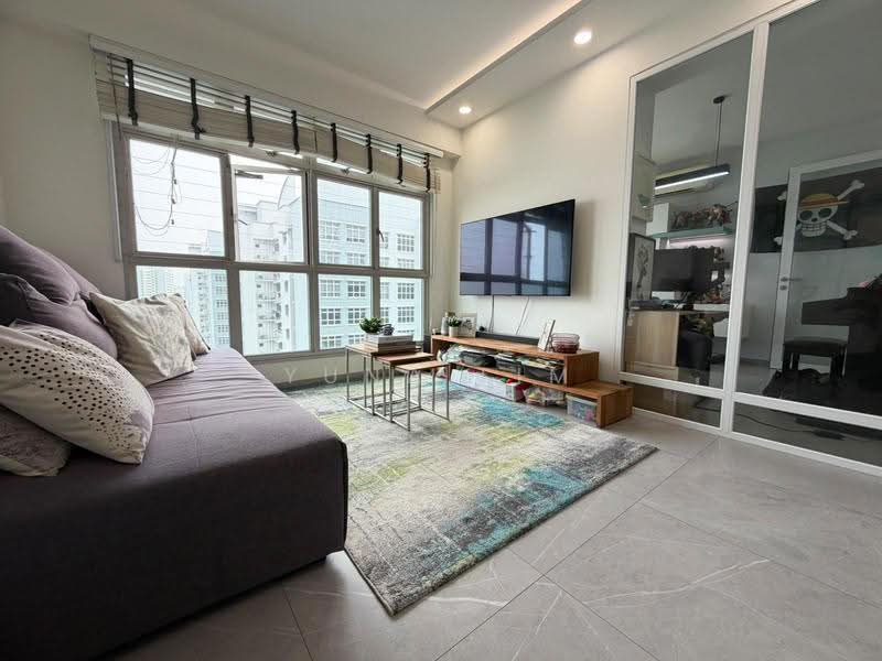 323C Sumang Walk, 323C Sumang Walk, Hougang / Punggol / Sengkang, 3 Bedrooms, 1,001 sqft, HDB Flat For Sale, by Yuna Lim, 500297511 - Living Room - PropertyGuru.com.sg