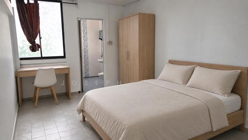 614 Hougang Avenue 8, 614 Hougang Avenue 8, Hougang / Punggol / Sengkang, Room Rental, 200 sqft, HDB Flat For Rent, by Joseph Khoo, 500297573 - Master Bedroom (Staged) - PropertyGuru.com.sg