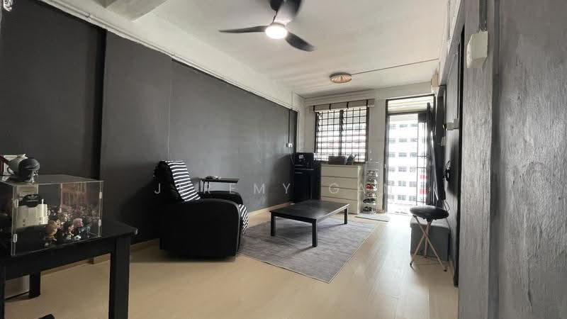 6 Beach Road, 6 Beach Road, Beach Road / Bugis / Rochor, 1 Bedroom, 452 sqft, HDB Flat For Sale, by Jeremy Gan, 500297579 - Living Room - PropertyGuru.com.sg