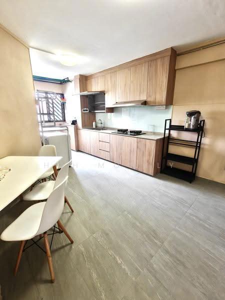 257 Jurong East Street 24, 257 Jurong East Street 24, Boon Lay / Jurong / Tuas, 3 Bedrooms, 1,076 sqft, HDB Flat For Rent, by Hoh Moonly, 500297635 - Kitchen - PropertyGuru.com.sg