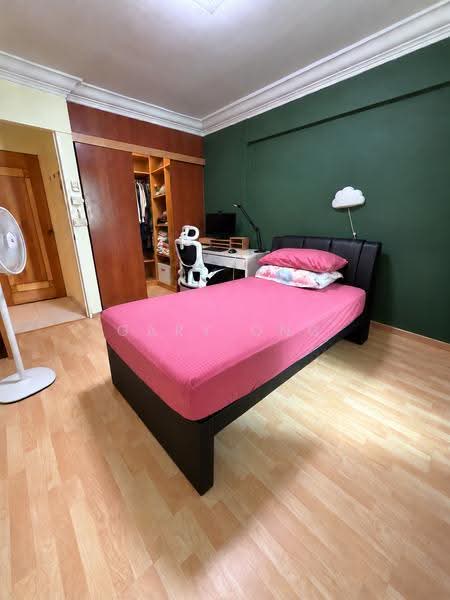 327 Hougang Avenue 5, 327 Hougang Avenue 5, Hougang / Punggol / Sengkang, Room Rental, 120 sqft, HDB Flat For Rent, by Gary Ong, 500297637 - Bedroom - PropertyGuru.com.sg