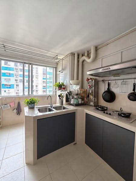 327 Hougang Avenue 5, 327 Hougang Avenue 5, Hougang / Punggol / Sengkang, Room Rental, 120 sqft, HDB Flat For Rent, by Gary Ong, 500297637 - Kitchen - PropertyGuru.com.sg