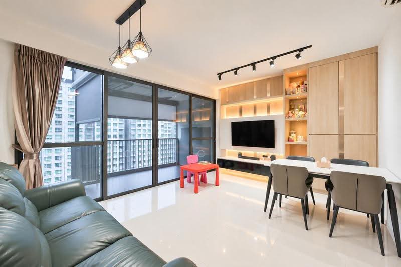 Twin Waterfalls, 118 Punggol Walk, Hougang / Punggol / Sengkang, 3 Bedrooms, 1,001 sqft, Condominium For Sale, by Joan Cheng, 500297653 - Living Room - PropertyGuru.com.sg