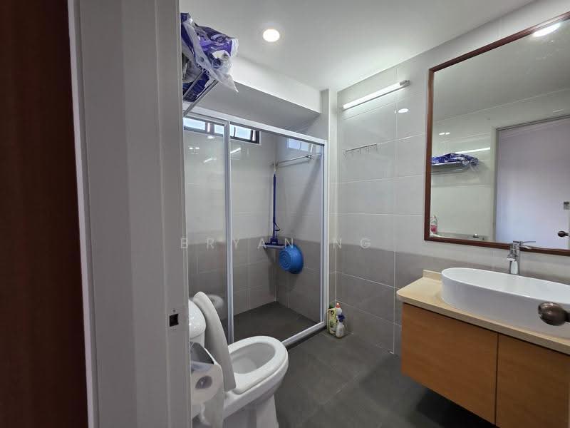 Regent Grove, 50 Choa Chu Kang North 7, Dairy Farm / Bukit Panjang / Choa Chu Kang, 4 Bedrooms, 1,345 sqft, Condominium For Sale, by Bryan Ng, 500297660 - Bathroom - PropertyGuru.com.sg