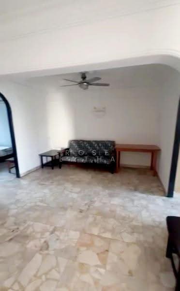 44 Chai Chee Street, 44 Chai Chee Street, Bedok / Upper East Coast, 2 Bedrooms, 818 sqft, HDB Flat For Rent, by Rose Latha, 500297685 - Living Room - PropertyGuru.com.sg