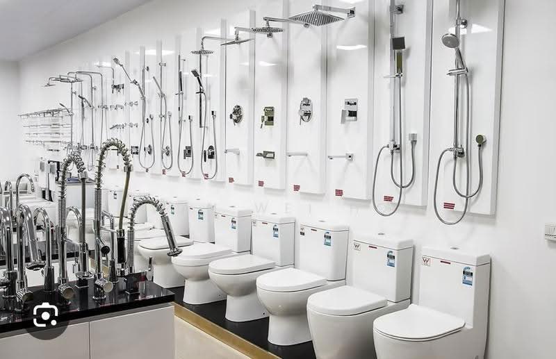 Glass frontage Experience Center and Showroom for home and office furniture, sanitary hardware etc, Eunos / Geylang / Paya Lebar, 18,500 sqft, Light Industrial (B1) For Rent, by Kwan Wei Hoe, 500297692 - Bathroom - CommercialGuru.com.sg