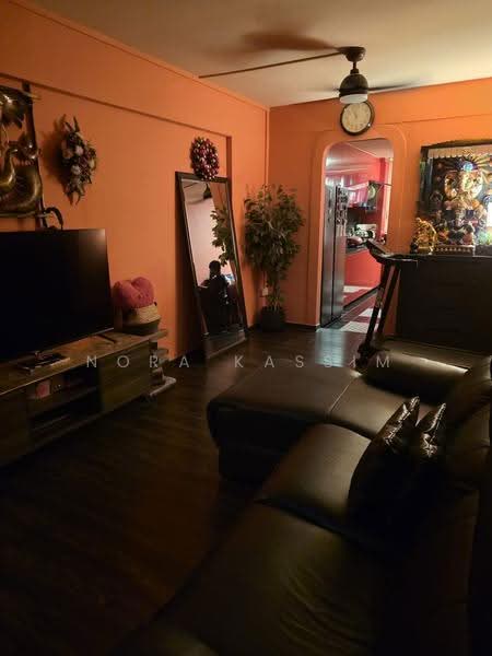 525 Bedok North Street 3, 525 Bedok North Street 3, Bedok / Upper East Coast, Room Rental, 150 sqft, HDB Flat For Rent, by Nora Kassim, 500297716 - Living Room - PropertyGuru.com.sg