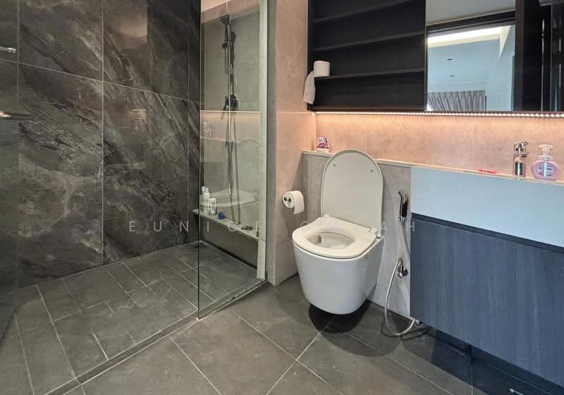 Gems Ville, 8 Lorong 13 Geylang, Eunos / Geylang / Paya Lebar, 1 Bedroom, 571 sqft, Condominium For Sale, by Eunice Cheah, 500297722 - Bathroom - PropertyGuru.com.sg
