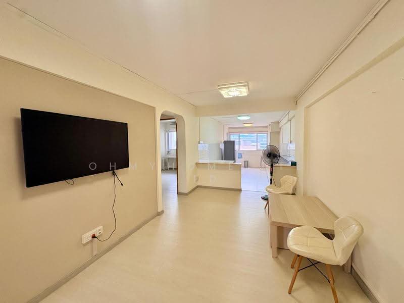 101 Jurong East Street 13, 101 Jurong East Street 13, Boon Lay / Jurong / Tuas, 2 Bedrooms, 731 sqft, HDB Flat For Sale, by STEVEN NG, 500297725 - Living Room - PropertyGuru.com.sg