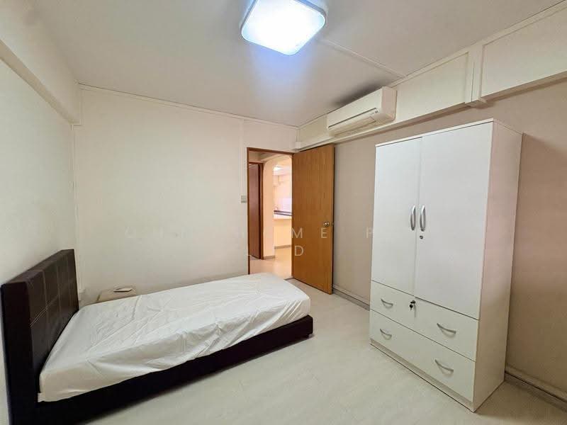 101 Jurong East Street 13, 101 Jurong East Street 13, Boon Lay / Jurong / Tuas, 2 Bedrooms, 731 sqft, HDB Flat For Sale, by STEVEN NG, 500297725 - Bedroom - PropertyGuru.com.sg
