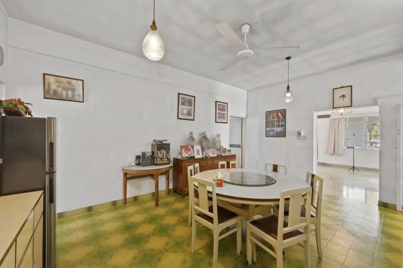 *WIDE FRONTAGE GCB @ MALCOLM ROAD area, Tanglin / Holland / Bukit Timah, 4 Bedrooms, 3,990 sqft, Good Class Bungalow For Sale, by Vernon Teo, 500297737 - Dining Room - PropertyGuru.com.sg