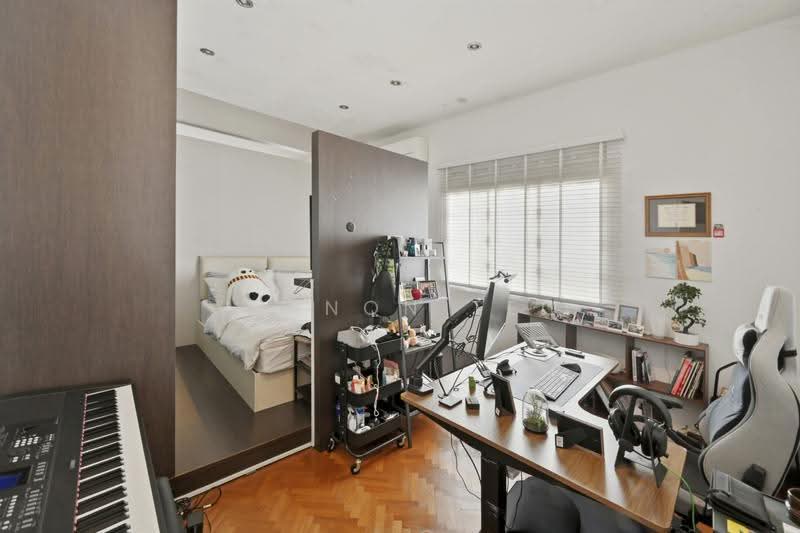 *WIDE FRONTAGE GCB @ MALCOLM ROAD area, Tanglin / Holland / Bukit Timah, 4 Bedrooms, 3,990 sqft, Good Class Bungalow For Sale, by Vernon Teo, 500297737 - PropertyGuru.com.sg