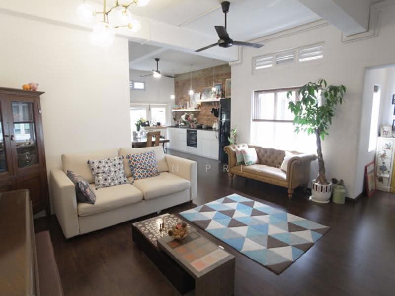 Best of Tiong Bahru Bright/Best View/Walkup, Eng Watt Street, Alexandra / Commonwealth, 2 Bedrooms, 1,045 sqft, Conservation House For Sale, by Susan Prior, 500297844 - Living Room - PropertyGuru.com.sg