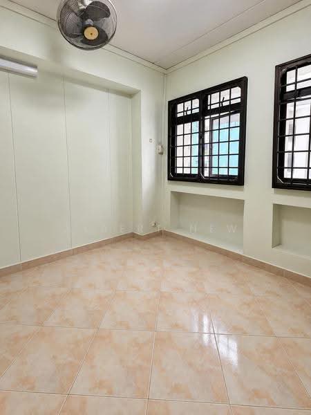 536 Jelapang Road, 536 Jelapang Road, Dairy Farm / Bukit Panjang / Choa Chu Kang, 4 Bedrooms, 1,292 sqft, HDB Flat For Sale, by Albert New, 500297856 - Common Bedroom - PropertyGuru.com.sg