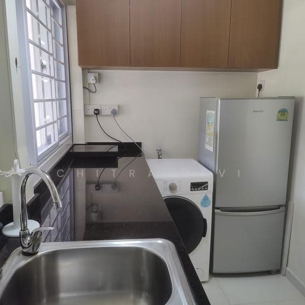 26 New Upper Changi Road, 26 New Upper Changi Road, Bedok / Upper East Coast, 2 Bedrooms, 450 sqft, HDB Flat For Rent, by Chitra Devi, 500297893 - Kitchen - PropertyGuru.com.sg