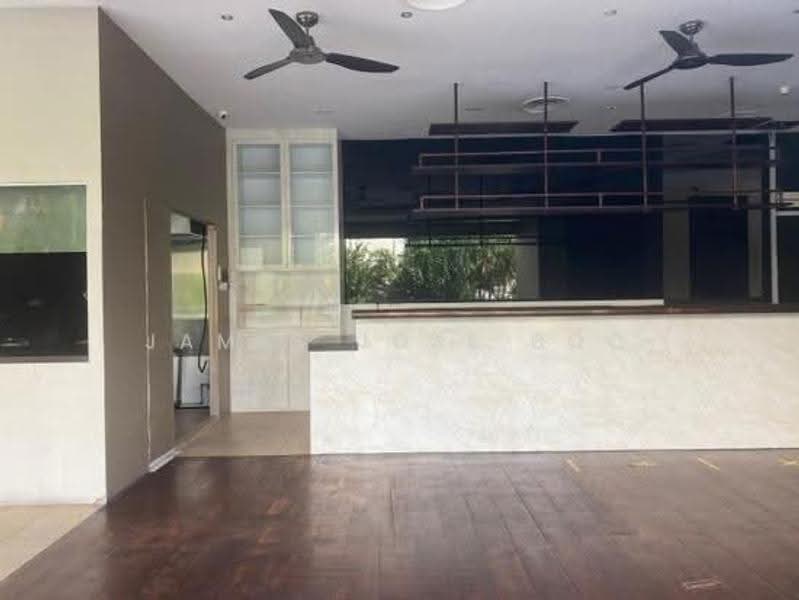 Prime Siglap restaurant | Fully fitted | Facing road, 907 East Coast Road, East Coast / Marine Parade, 2,200 sqft, Food & Beverage For Rent, by James Jose Boo, 500297984 - not actual unit - CommercialGuru.com.sg
