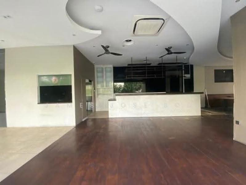 Prime Siglap restaurant | Fully fitted | Facing road, 907 East Coast Road, East Coast / Marine Parade, 2,200 sqft, Food & Beverage For Rent, by James Jose Boo, 500297984 - not actual unit - CommercialGuru.com.sg