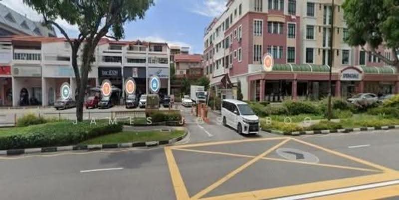 Prime Siglap restaurant | Fully fitted | Facing road, 907 East Coast Road, East Coast / Marine Parade, 2,200 sqft, Food & Beverage For Rent, by James Jose Boo, 500297984 - CommercialGuru.com.sg