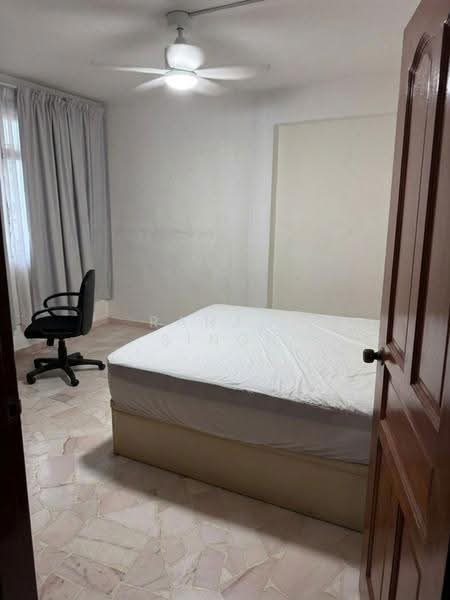 922 Jurong West Street 92, 922 Jurong West Street 92, Boon Lay / Jurong / Tuas, Room Rental, 120 sqft, HDB Flat For Rent, by Ranjit Singh, 500298000 - Bedroom - PropertyGuru.com.sg