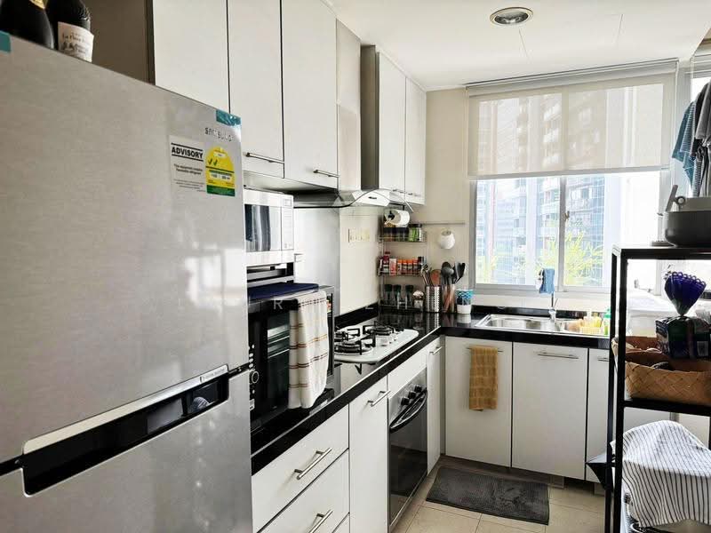 The Lakeshore, 29 Jurong West Street 41, Boon Lay / Jurong / Tuas, 2 Bedrooms, 947 sqft, Condominium For Rent, by Laura Zheng, 500298043 - Kitchen - PropertyGuru.com.sg
