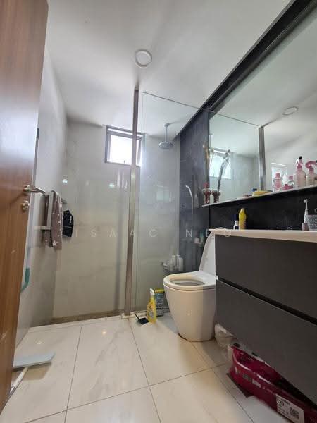Watertown, 69 Punggol Central, Hougang / Punggol / Sengkang, 1 Bedroom, 581 sqft, Condominium For Rent, by Isaac Neo, 500298095 - Bathroom - PropertyGuru.com.sg