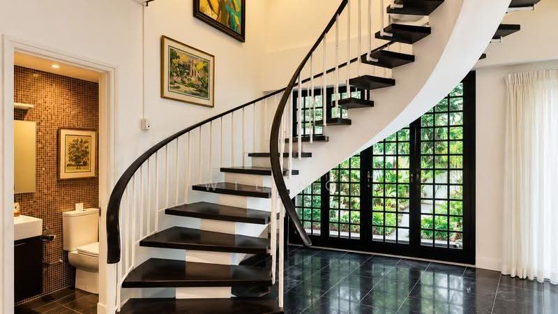 Exclusive Hilltop F-Hold Detached On A Almost Squarish Elevated Land, Lim Tai See/ Sixth Ave/ Namly/ Coronation West, Tanglin / Holland / Bukit Timah, 4 Bedrooms, 3,000 sqft, Detached House For Sale, by Wil Ng, 500298127 - Bathroom - PropertyGuru.com.sg
