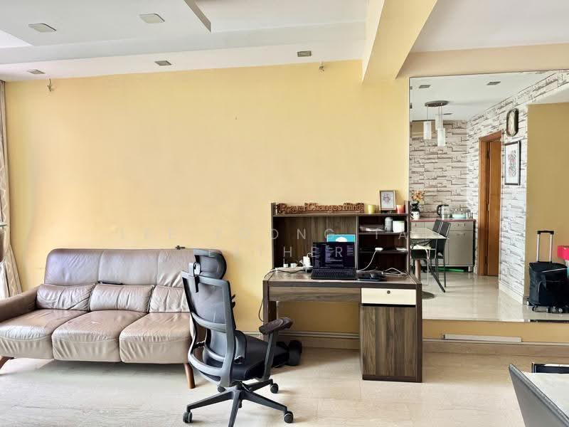 Guilin View, 26 Bukit Batok Street 52, Dairy Farm / Bukit Panjang / Choa Chu Kang, 2 Bedrooms, 861 sqft, Condominium For Rent, by Lee Yoong Tai Esther, 500298156 - Study - PropertyGuru.com.sg