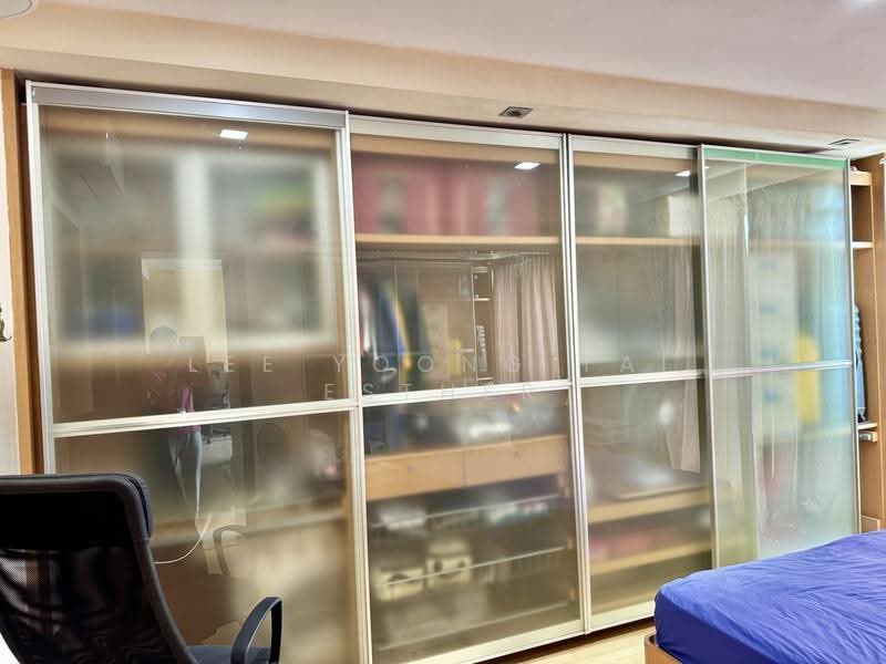 Guilin View, 26 Bukit Batok Street 52, Dairy Farm / Bukit Panjang / Choa Chu Kang, 2 Bedrooms, 861 sqft, Condominium For Rent, by Lee Yoong Tai Esther, 500298156 - Bedroom - PropertyGuru.com.sg