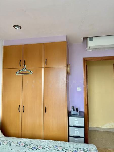 Guilin View, 26 Bukit Batok Street 52, Dairy Farm / Bukit Panjang / Choa Chu Kang, 2 Bedrooms, 861 sqft, Condominium For Rent, by Lee Yoong Tai Esther, 500298156 - Bedroom - PropertyGuru.com.sg