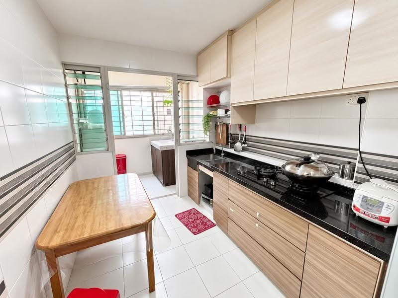 175B Corporation Tiara, 175B Yung Kuang Road, Boon Lay / Jurong / Tuas, 3 Bedrooms, 1,001 sqft, HDB Flat For Sale, by Galvin Pang 冯俊国, 500298192 - Kitchen - PropertyGuru.com.sg