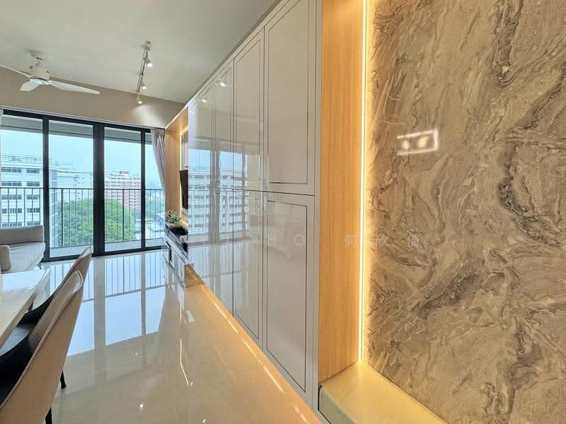 Coco Palms, 21 Pasir Ris Grove, Pasir Ris / Tampines, 2 Bedrooms, 743 sqft, Condominium For Sale, by Xinyi Ho 何欣倚, 500298204 - Living Room - PropertyGuru.com.sg