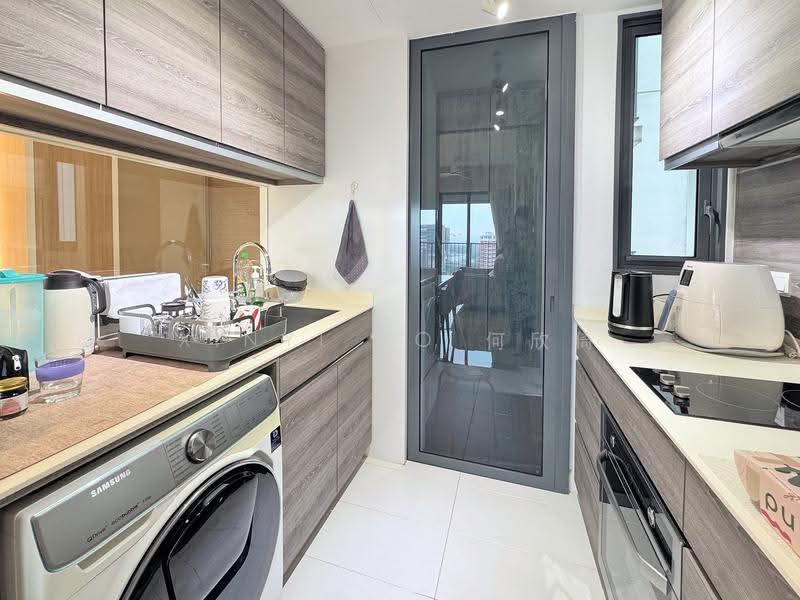 Coco Palms, 21 Pasir Ris Grove, Pasir Ris / Tampines, 2 Bedrooms, 743 sqft, Condominium For Sale, by Xinyi Ho 何欣倚, 500298204 - Kitchen - PropertyGuru.com.sg