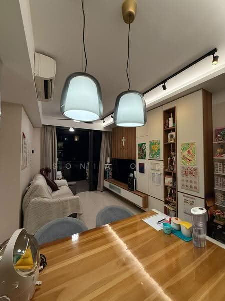 Whistler Grand, 107 West Coast Vale, Buona Vista / West Coast / Clementi New Town, 4 Bedrooms, 1,270 sqft, Condominium For Sale, by Sonia Ong, 500298206 - Living Room - PropertyGuru.com.sg