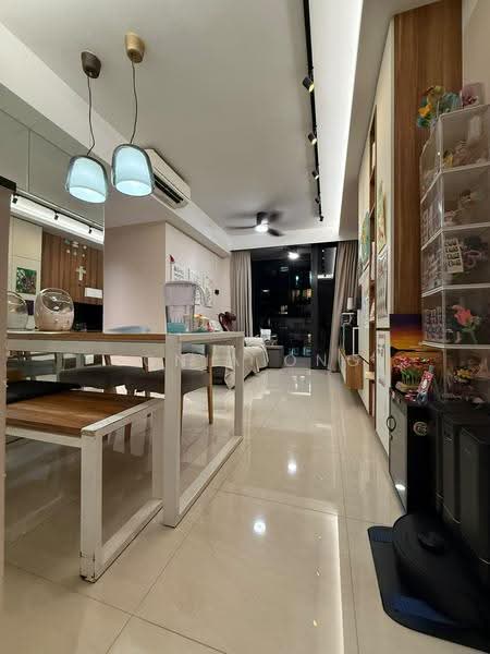 Whistler Grand, 107 West Coast Vale, Buona Vista / West Coast / Clementi New Town, 4 Bedrooms, 1,270 sqft, Condominium For Sale, by Sonia Ong, 500298206 - Living Room - PropertyGuru.com.sg