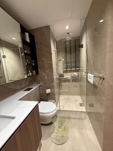 Whistler Grand, 107 West Coast Vale, Buona Vista / West Coast / Clementi New Town, 4 Bedrooms, 1,270 sqft, Condominium For Sale, by Sonia Ong, 500298206 - Bathroom - PropertyGuru.com.sg
