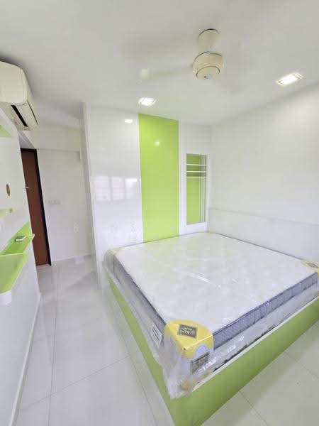 869A Tampines Avenue 8, 869A Tampines Avenue 8, Pasir Ris / Tampines, Room Rental, 150 sqft, HDB Flat For Rent, by Benson Ng 吴啟鈱, 500298207 - Bedroom - PropertyGuru.com.sg