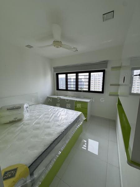 869A Tampines Avenue 8, 869A Tampines Avenue 8, Pasir Ris / Tampines, Room Rental, 150 sqft, HDB Flat For Rent, by Benson Ng 吴啟鈱, 500298207 - Bedroom - PropertyGuru.com.sg
