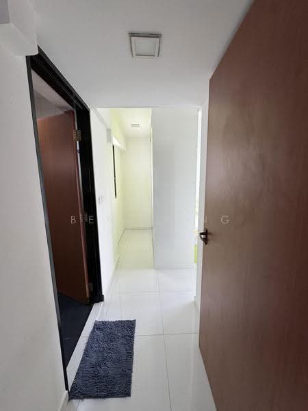 869A Tampines Avenue 8, 869A Tampines Avenue 8, Pasir Ris / Tampines, Room Rental, 150 sqft, HDB Flat For Rent, by Benson Ng 吴啟鈱, 500298207 - Entrance - PropertyGuru.com.sg