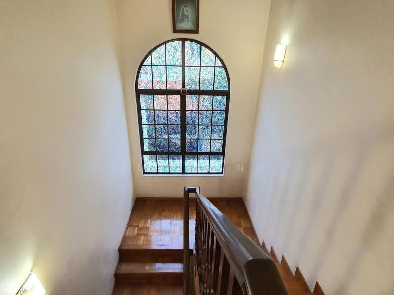 Goodman Estate! WIDE, Corner, Dual Frontal FREEHOLD Bungalow!, Corner | Dual Frontages |18M WIDE | 2 Semi-Ds, East Coast / Marine Parade, 6 Bedrooms, 5,500 sqft, Bungalow House For Sale, by Melvin Ng, 500298252 - Interior - PropertyGuru.com.sg