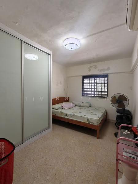 33 Bedok South Avenue 2, 33 Bedok South Avenue 2, Bedok / Upper East Coast, 2 Bedrooms, 785 sqft, HDB Flat For Sale, by Tim Ng Teng Yi, 500298253 - Bedroom - PropertyGuru.com.sg