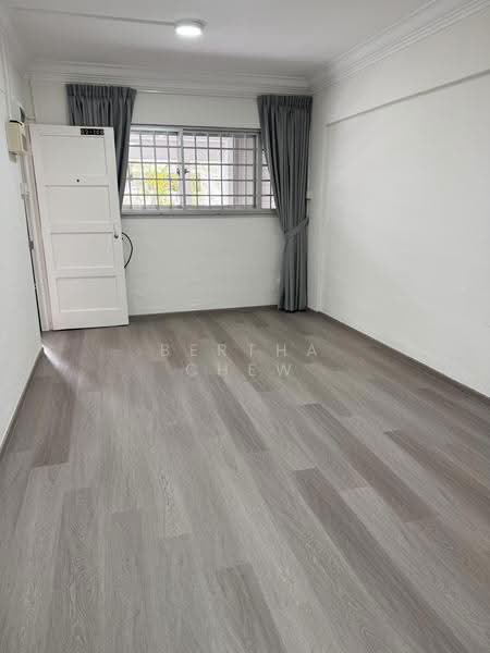 207 Bukit Batok Street 21, 207 Bukit Batok Street 21, Dairy Farm / Bukit Panjang / Choa Chu Kang, 2 Bedrooms, 780 sqft, HDB Flat For Rent, by Bertha Chew, 500298267 - Interior - PropertyGuru.com.sg