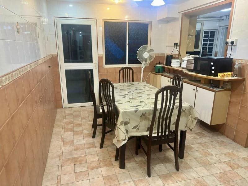 153 Yishun Street 11, 153 Yishun Street 11, Sembawang / Yishun, 4 Bedrooms, 1,442 sqft, HDB Flat For Rent, by Janet Wong, 500298279 - Dining Room - PropertyGuru.com.sg